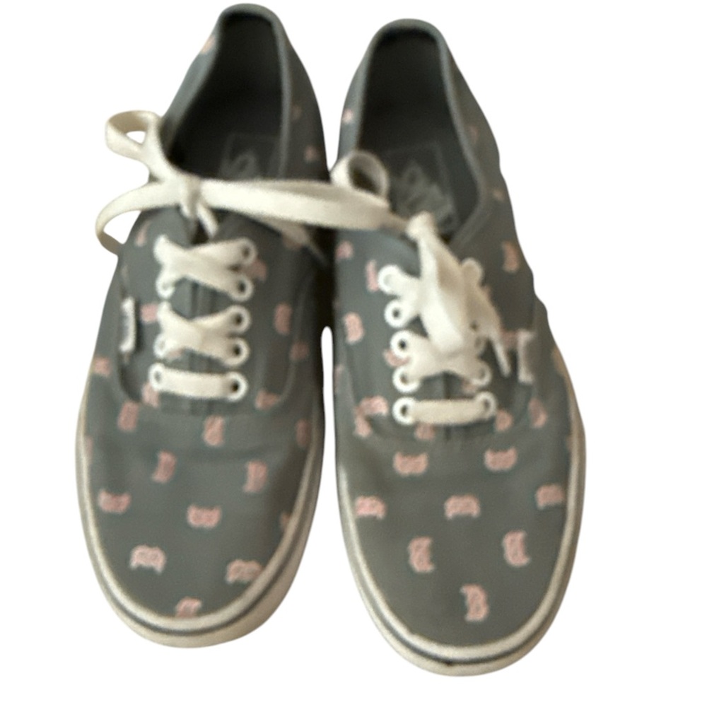 Vans Women’s Limited Edition Boston Red Socks Sneakers ⚾️ - Picture 2 of 8